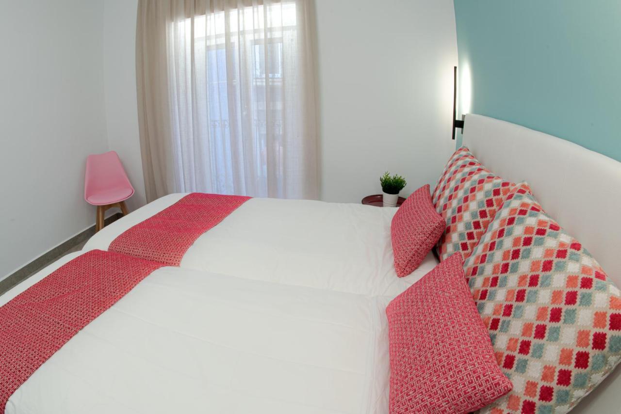 Abal Apartments - Barrio Аліканте Екстер'єр фото